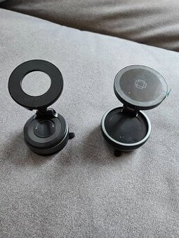 Magnetický držák a magnetická nabíječka