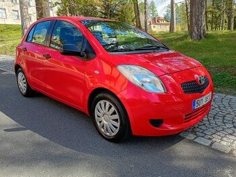 Toyota Yaris  1.3i