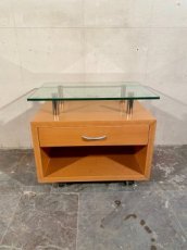 Noční stolek sklo+dřevo - 58cm/40cm výška 52cm