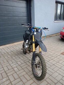 Pit bike 140 cc + Motor 125cc plus náhradní díly