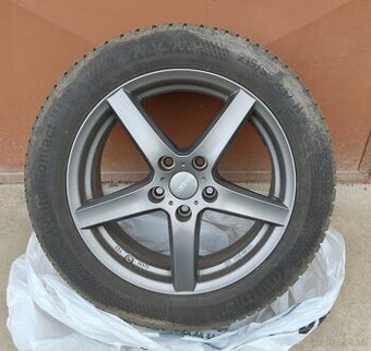 Hyundai Kona AL kola Dezent  215/55