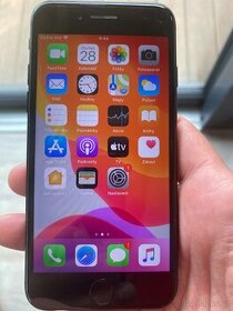 Prodam pekny Apple iPhone 7 128GB Black