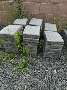 Betonové plotové stříšky KB Blok