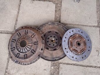 PRODAM dily na audi a4 2.5 tdi 120kw