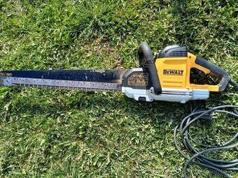 DeWALT ELEKTRICKÁ STAVEBNÍ PILA ALLIGATOR