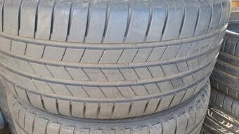 225/40R18 letní