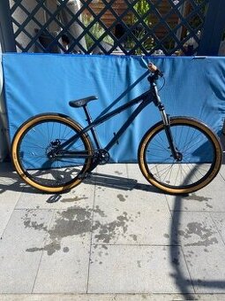 Dirt kolo Kellys Whip 30, velikost M