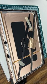 LCD šasi MacBook Air 1932
