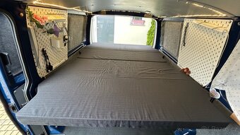 Obytná Vestavba do dodávky CZ Camper Box XL
