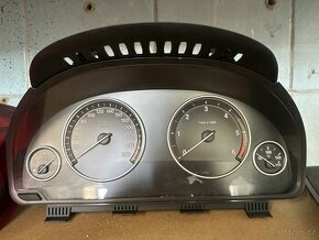Budiky bmw f10/f11 - 1