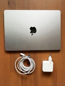 Prodám MacBook Air 13" (2022) – M2 / 8 GB RAM / 512 GB SSD - 1