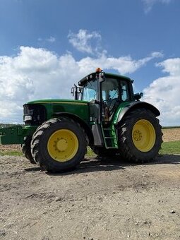 John Deere 6920