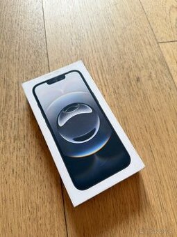 Apple iPhone 16e 512GB černý - 1