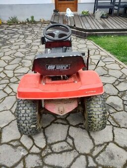Zahradní traktor - 1