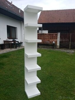 Prodám regálek