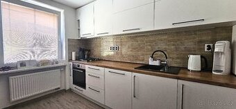 Prodej bytu 3+1, 76 m2, Prosetín