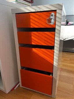 Komod z IKEA
