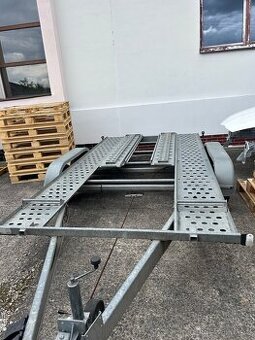 Povalník Autopřepravník Agados 2700kg