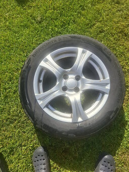 Sada letních kol na auto značky Renault - 205/60 R16