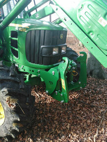 Přední tříbodový závěs na John Deere