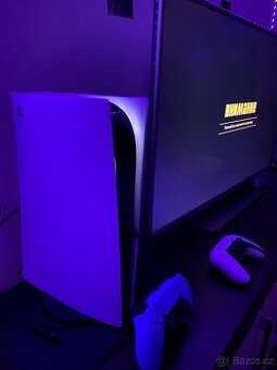 🎮 PlayStation 5 + 2 ovladače + Hry