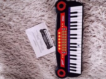 HRAČKY-DESKOVÉ HRY-CÉČKA-STAVÍCÍ VĚŽ-DŘEVĚNÝ MEČ-PIANO-ALBI