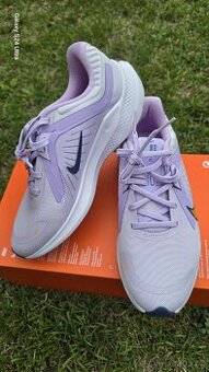 Nike Quest 5 39eu