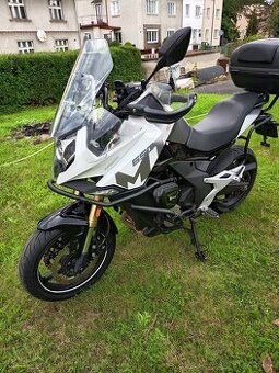 CF MOTO 650MT 2022 27000km.