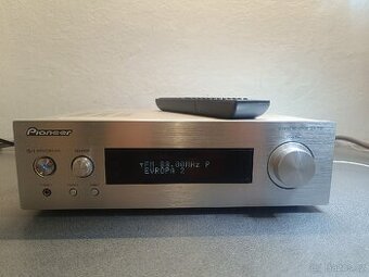 PIONEER SX-P01