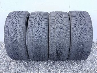 Zimní pneu Goodyear 225/40/19 vzorek 6mm