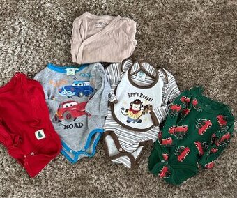 Trička 13 ks, vel 62/68 ( 3-6 měsíců )
