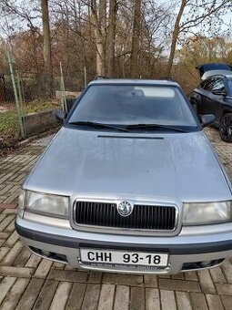 Prodám garážovanou Škodu Felicii, cena dohodou