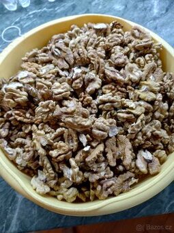 Prodám ořechy