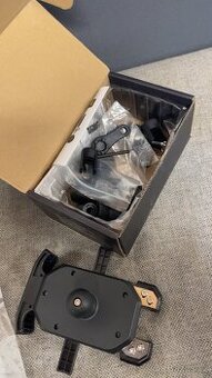 Na motorku (díly,příslušenství)