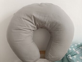 Kojící polštář Ikea