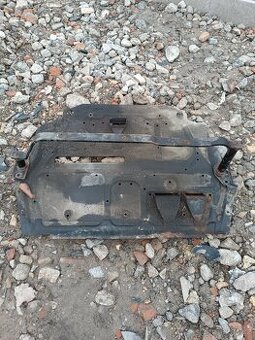 Plechový, železný kryt motoru Škoda Octavia 2 Scout