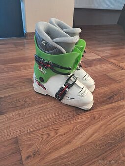 Lyžařské boty 33  / 210 mm