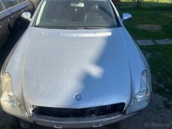 Mercedes cls w219 kapota