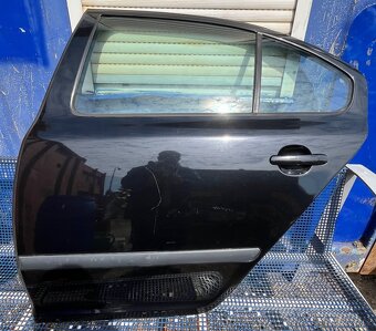 Zadní levé  dveře Škoda Octavia 2