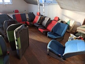 Škoda Felicia interiér edice barevné sedačky