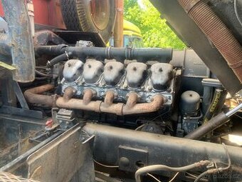 Motor Tatra 815. Motor je v autě možnost vyzkoušet