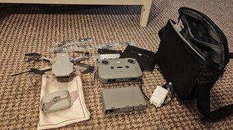 Dron dji mini 2 fly combo