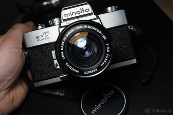 Fotoaparát Minolta SRT Super + MC W.Rokkor-HG 35 mm f/2.8