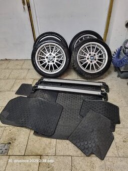 BMW 330D-  kola + koberce+ Thule