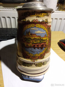 Stary puliitr a jine