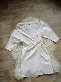 Bílé zavinovací šaty Asos