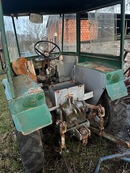 Prodám převodovku na ZETOR25K i koly, blatníky kabinou a hyd