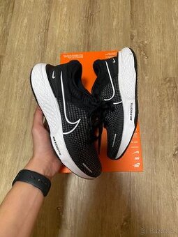 Běžecké boty Nike Invincible Run 2