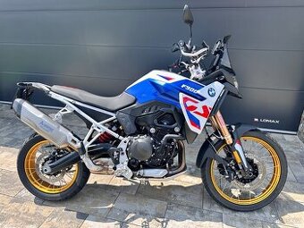 BMW F900GS Trophy, Showa, záruka 5let