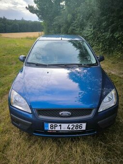 Ford Focus combi 2007 1,6 android radio, pravidelny servis